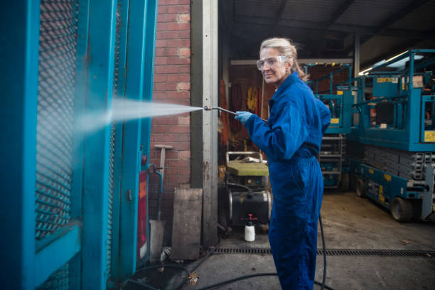 Best Commercial Pressure Washing  in Kemah, TX